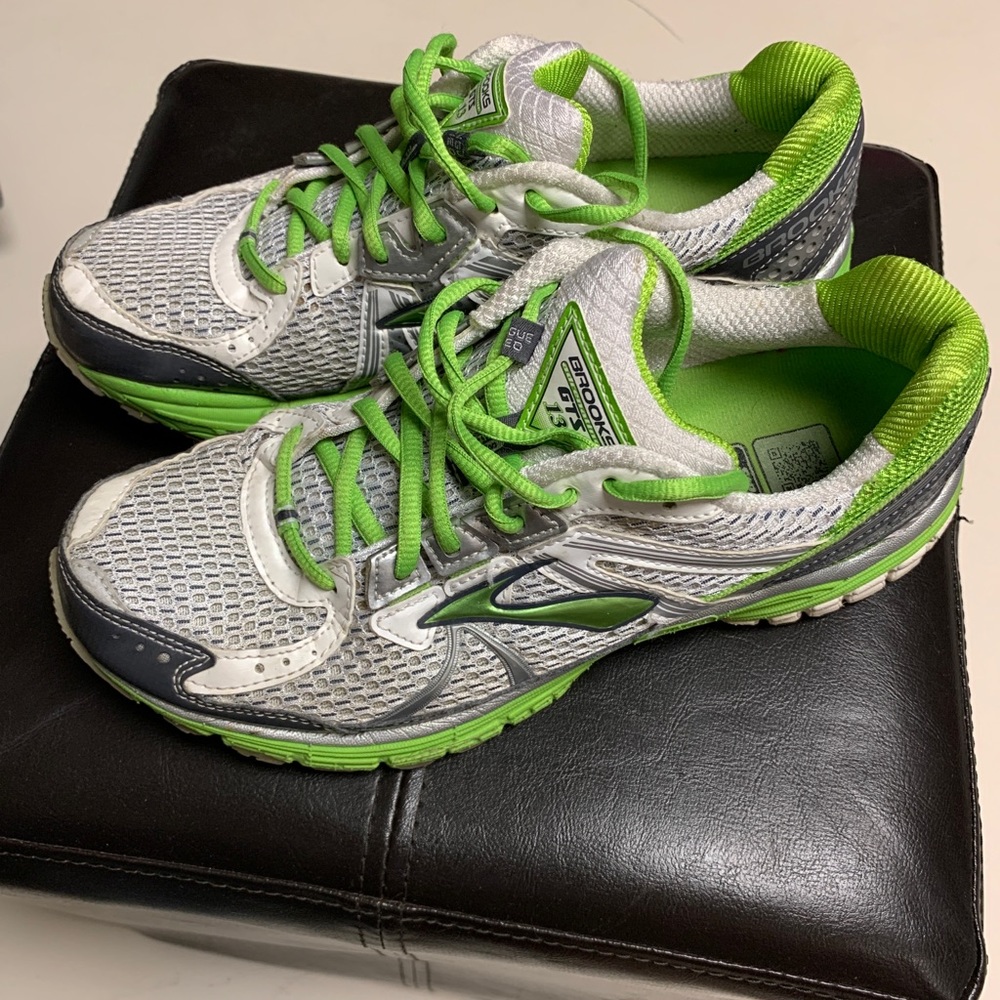 Brooks Adrenaline GTS 13 women’s running shoes 9.5